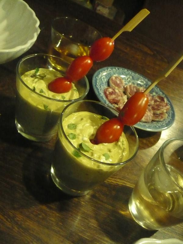 Verrines d\'avocats aux tomates sches